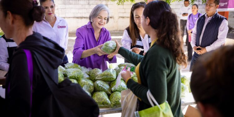 DIF Tamaulipas lleva el Mercado de Alimentos “Come Bien, Vive Bien” a las familias de Jiménez