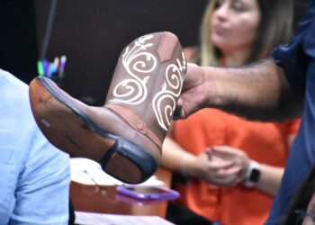 Ofrece Turismo vitrina del AIFA para las y los artesanos tamaulipecos