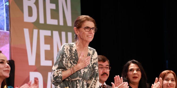 La Dra. Annie Pardo dicta conferencia magistral en la UAT