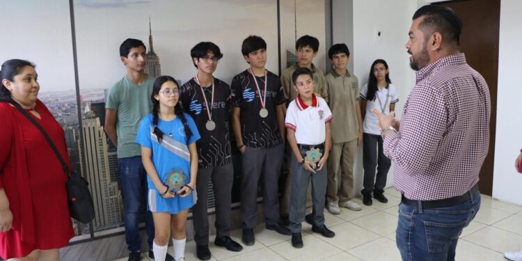 Ganan tamaulipecos en Olimpiada Internacional de Ciencia y Tecnología