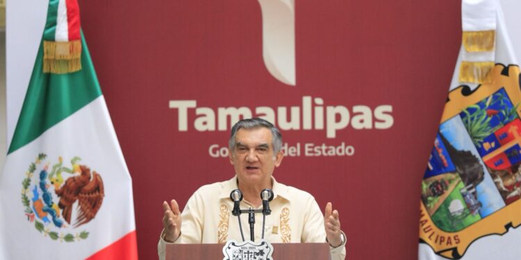 Reconoce gobernador al equipo de Protección Civil y a Servicios Aéreos de Tamaulipas