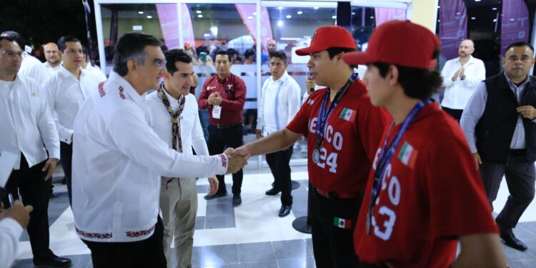 Aplaude Rommel Pacheco el apoyo de Américo al deporte