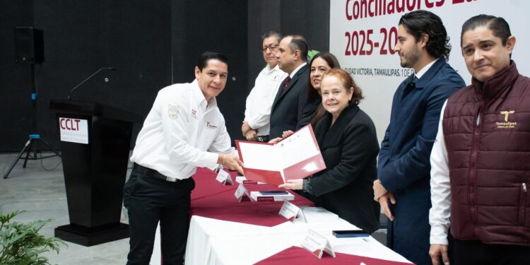 Entrega Centro de Conciliación Laboral de Tamaulipas 24 nombramientos