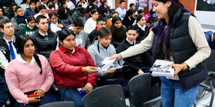 Imparte IMT capacitación “Masculinidades” en Güémez