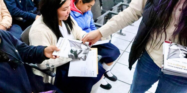 Imparte IMT capacitación “Masculinidades” en Güémez