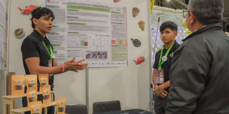 La ciencia es para resolver necesidades del entorno: Secretario de Educación