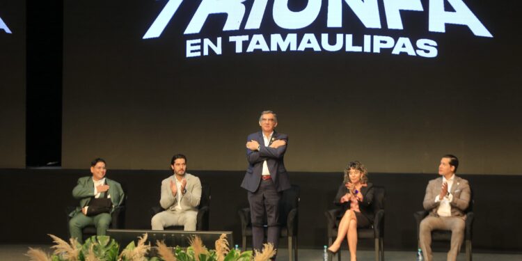 Premia Américo Villarreal a la juventud y al deporte tamaulipeco