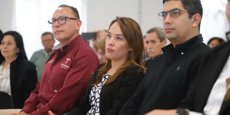 Rinde homenaje Instituto de Defensoría Pública a Gonzalo Higinio Carrillo de León por su legado en la justicia tamaulipeca