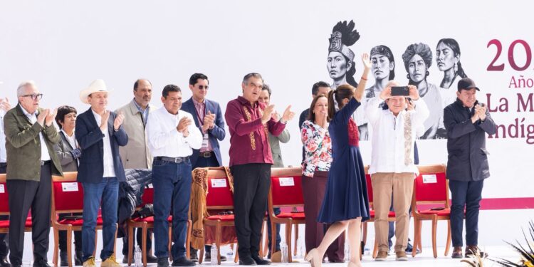 Acompaña Américo a la presidenta Sheinbaum en celebración de 7 años de la 4T