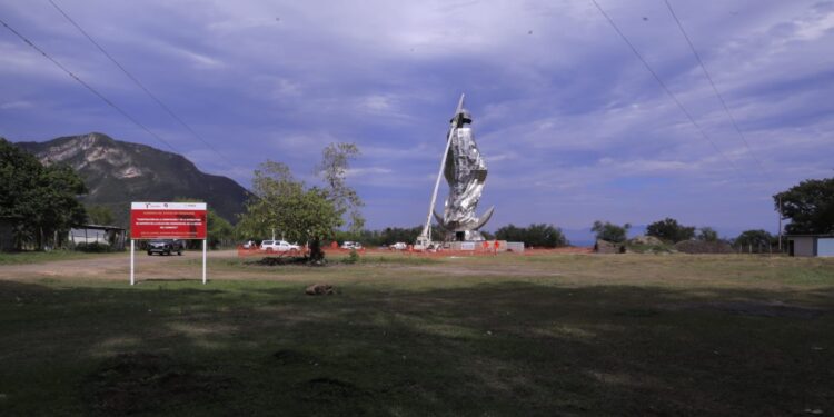 La escultura de la Virgen de la Misericordia avanza hacia su entrega; será inaugurada el próximo 12 de diciembre