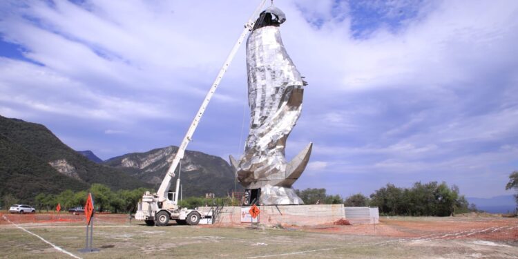 La escultura de la Virgen de la Misericordia avanza hacia su entrega; será inaugurada el próximo 12 de diciembre