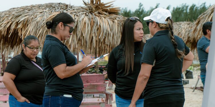 Impulsa turismo limpieza permanente de las playas
