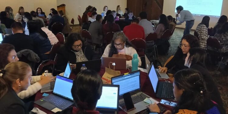 Fortalece SET competencias digitales del magisterio