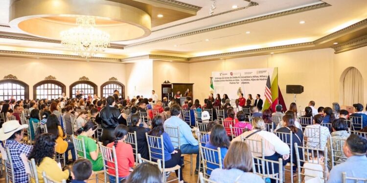 Entrega ITM 250 actas de doble nacionalidad a niñas, niños y adolescentes en Gustavo Díaz Ordaz