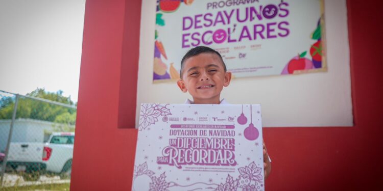 Entrega DIF Tamaulipas más de 100 mil dotaciones navideñas de desayunos escolares