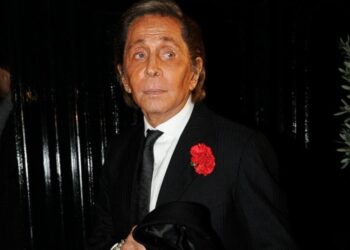 El último adiós a Valentino Garavani: Muere el legendario maestro del «Rojo Valentino»