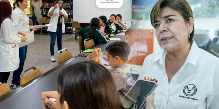 Estudia la UAT el impacto de las redes sociales en la salud integral de adolescentes