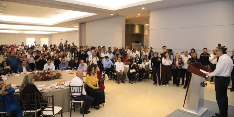 Imprescindible labor de las y los periodistas para un mejor Tamaulipas: Américo