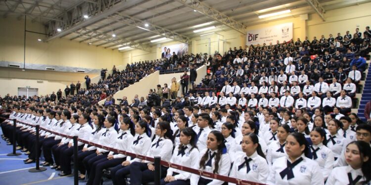 Reconoce Américo importancia de las y los maestros en la formación de una sociedad más humana