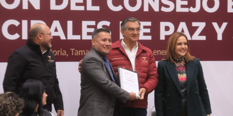 Instala Tamaulipas Consejos de Paz y Justicia Cívica; es primera entidad donde se entregan títulos a asociaciones religiosas