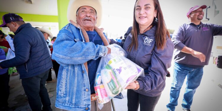 Entrega DIF Tamaulipas canastas alimentarias a población de atención prioritaria ante las bajas temperaturas