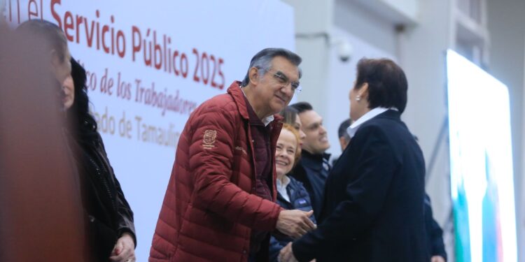 Aumento salarial y pensiones seguras garantiza Américo a las y los trabajadores del Estado