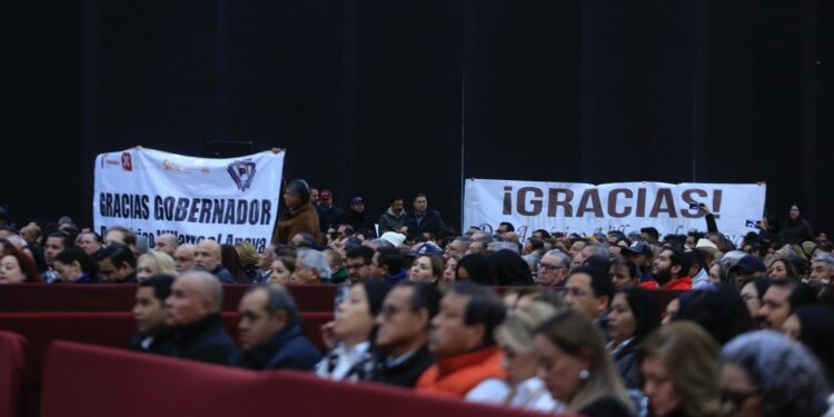 Aumento salarial y pensiones seguras garantiza Américo a las y los trabajadores del Estado