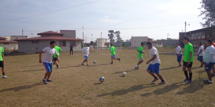 DEMA y Correcaminos UAT fortalecen acciones de reinserción social en Güémez