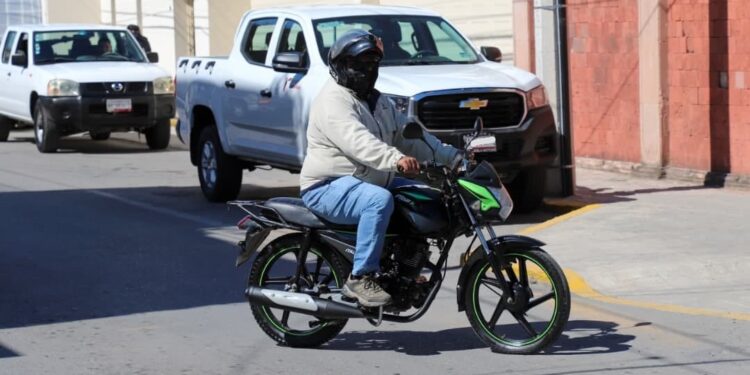 Exhorta SST a motociclistas utilizar medidas de seguridad