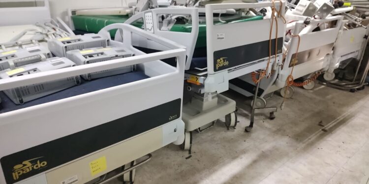 Garantiza Salud transparencia y apego a la normatividad en la baja de equipo médico obsoleto