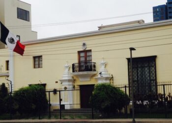 Brasil asume custodia de la Embajada de México en Perú tras ruptura por asilo a Betssy Chávez