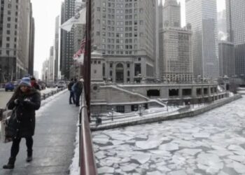 Infierno blanco en EE. UU.: Tormenta polar deja al menos 30 muertos y miles a oscuras