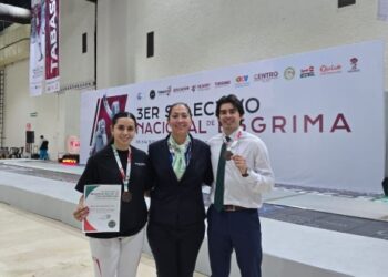 Destacan estudiantes de la UAT en Nacional de Esgrima