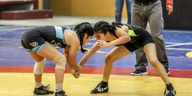 Inicia Olimpiada Estatal de Luchas Asociadas en la zona sur