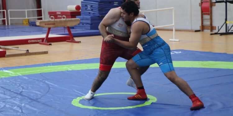 Inicia Olimpiada Estatal de Luchas Asociadas en la zona sur
