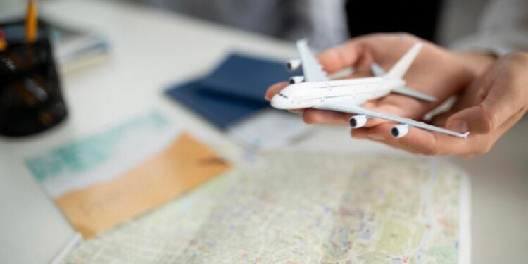 Exploran inversiones en el sur y nuevas rutas aéreas: Turismo
