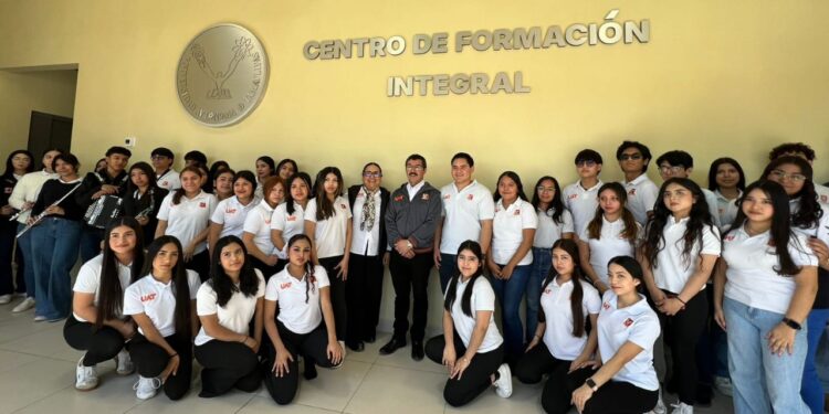 Rector de la UAT fortalece infraestructura de la Prepa Mante