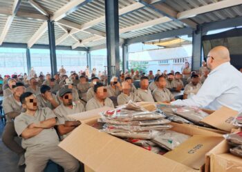 Reciben CEDES de Tamaulipas cuatro mil 500 uniformes, zapatos y ropa de cama