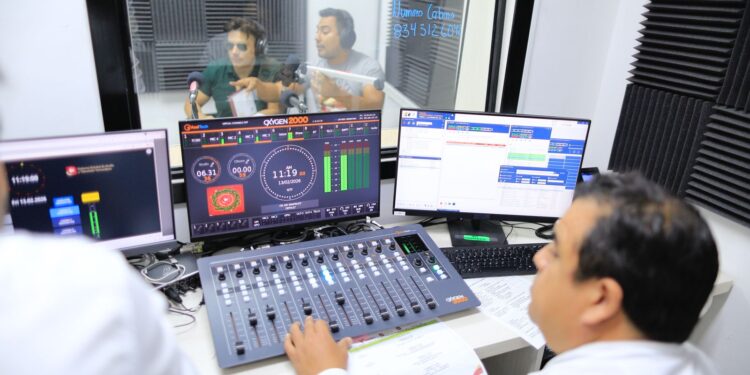 Llama Américo a consolidar un sistema de radio y televisión ético, veraz y al servicio de las y los tamaulipecos