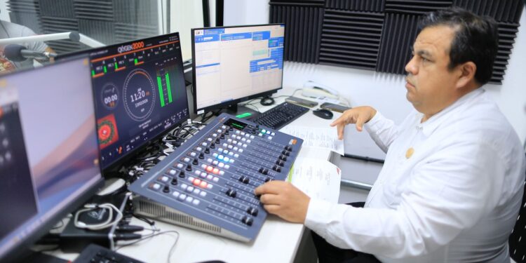 Llama Américo a consolidar un sistema de radio y televisión ético, veraz y al servicio de las y los tamaulipecos