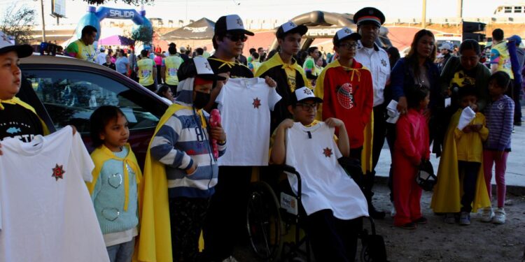 Guardia y Tránsito Estatal conviven con familias reynosenses en Carrera “Pequeños Héroes” 2026