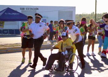 Guardia y Tránsito Estatal conviven con familias reynosenses en Carrera “Pequeños Héroes” 2026