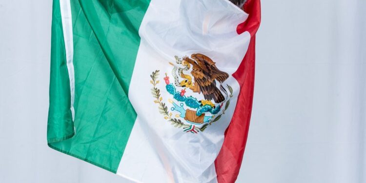 De Victoria para Kansas: La pitcher Samantha Torres firma con Garden City