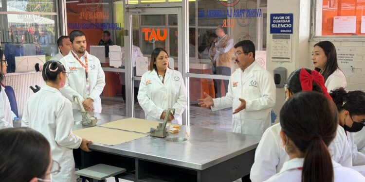 Rector de la UAT impulsa en Reynosa jornada de salud y fortalecimiento académico