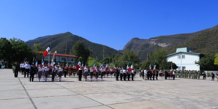 Nada puede oponerse a un pueblo unido: Américo