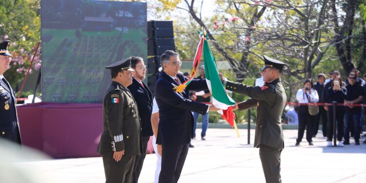 Nada puede oponerse a un pueblo unido: Américo