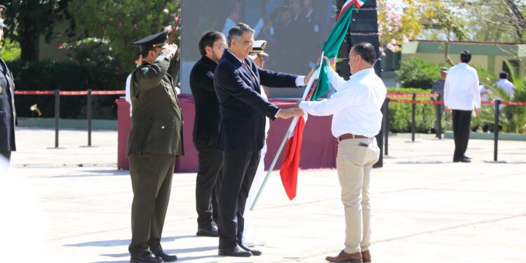 Nada puede oponerse a un pueblo unido: Américo