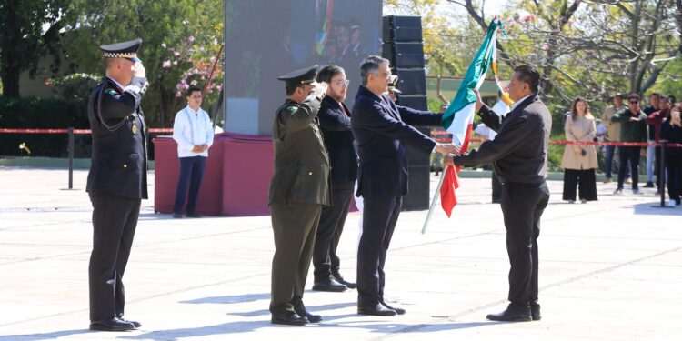 Nada puede oponerse a un pueblo unido: Américo