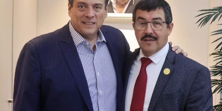 UAT y CMB estrechan lazos para impulsar el boxeo universitario