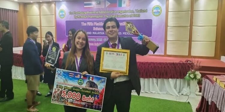 Ganan estudiantes de la UT Altamira primer lugar en Feria Internacional de Ciencias en Tailandia